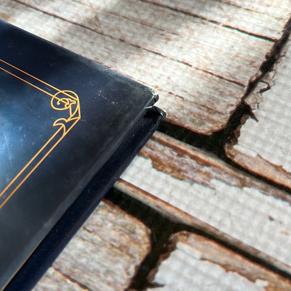 Beauty And The Beast Sing Along Story Book 2017 - Picture 4 of 11